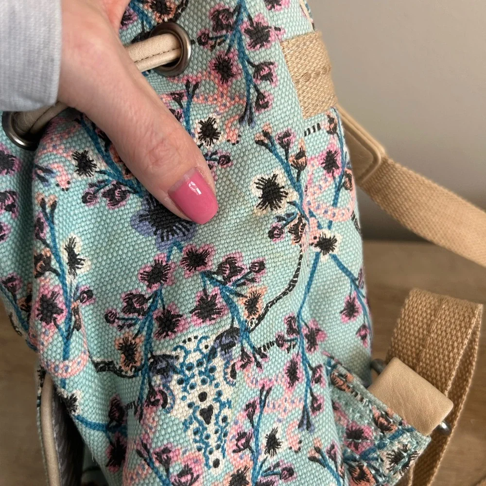 Sakroots Floral Print Light Blue Backpack